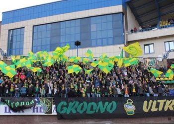 Çmenduri, vetëm në Bjellorusi luhet futboll!