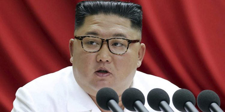 Televizioni kinez: Vdes diktatori i Koresë së Veriut, Kim Jong Un