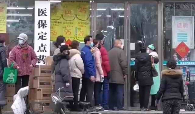 Pas 76 ditësh izolim, qyteti kinez ku shpërtheu koronavirusi i rikthehet normalitetit