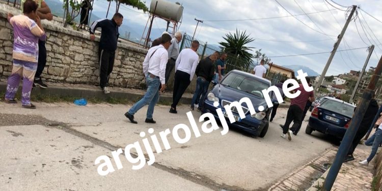 Aksident i trefishtë në Sarandë (FOTO)