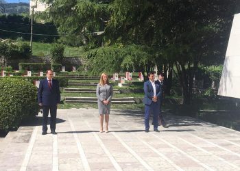 Gjirokastër, dëshmorët nderohen jo si zakonisht për shkak të Covid-19