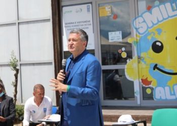 Hapen plazhet/ Klosi: Vendim i vështirë por kështu shpëton turizmi