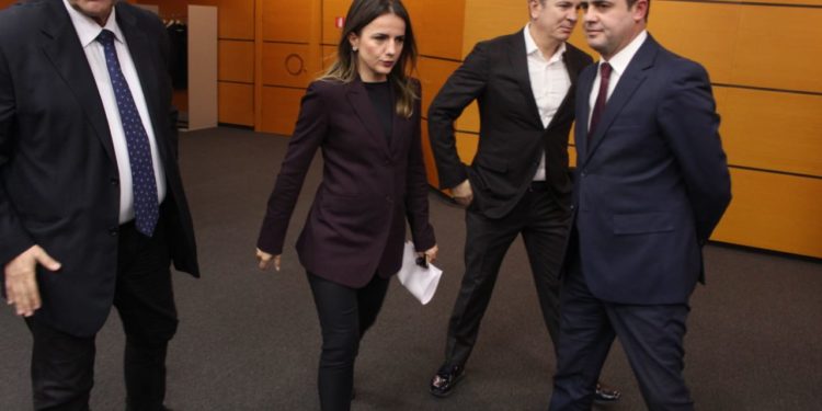 Reforma zgjedhore, PD kërkon qeveri kujdestare 100 ditë para datës së zgjedhjeve (Propozimi)