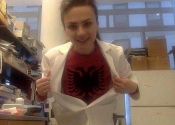 Pedagogia shqiptare në Harvard jep lajmin e mirë: Vaksina kundër COVID-19 jep efekt te majmunët
