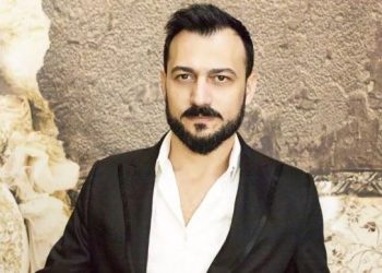 Shau policët “Ju q*fsha gratë e kalamajt”, aktori Ervin Bejleri kërkon falje publike (VIDEO)