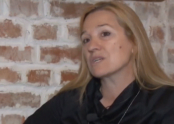 Shkrimtarja akuzon Monika Kryemadhin për “tradhëti”: Na tha ikni se s’ka nevojë për ju!