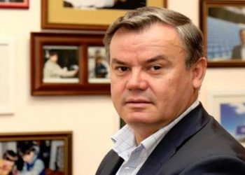 Gazetari pranë LSI: Rama dje i bëri varrin vetes, njësoj si Berisha më ’96-n