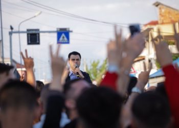 Aromë zgjedhjesh, Basha nis fushatën: Ende s’ka vaksinë për koronavirusin, por ka vaksinë për Ramavirusin (FOTO)