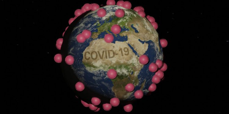 Studimi i Harvardit: Temperaturat mbi 25 gradë celsius ulin ndjeshëm rrezikun e infeksionit me COVID-19
