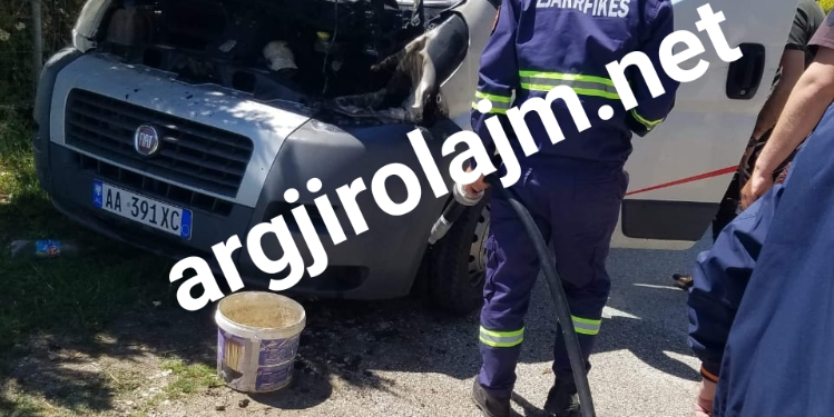 Dalin pamjet, si mori flakë makina e blinduar në Libohovë (FOTO)