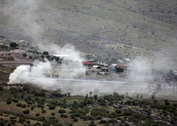 Ndezi zjarr për djegien e mbetjeve të grurit, por flakët i dolën jashtë kontrollit, ndalohet 58-vjeçari nga Lazarati