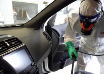 Faza e rihapjes pas pandemisë, ja si të pastroni makinën tuaj