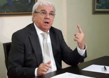 Akoma duhen besuar këta injorantë, që kanë lidhur besën për të vjedhur?