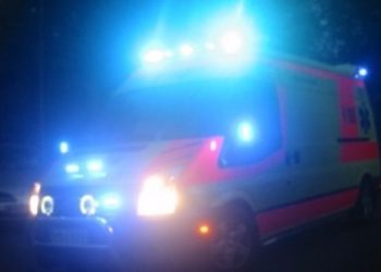 Pas sherrit në familje, i riu i vë flakën vetes me benzinë. Përfundon në spital në gjendje të keqe