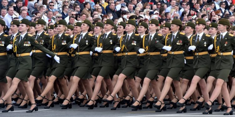 Çmenduri në kohë koronavirusi (FOTO)