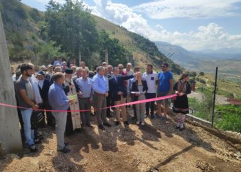 Finiq, inagurohet ujësjellësi i ri i Kostarit. 10 mijë euro i dhanë vetë banorët e fshatit