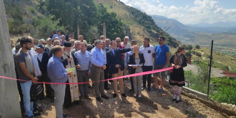 Finiq, inagurohet ujësjellësi i ri i Kostarit. 10 mijë euro i dhanë vetë banorët e fshatit