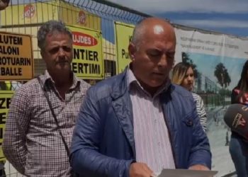 Protestë në Sarandë: Hapni bulevardin, bllokimi është një goditje për biznesin