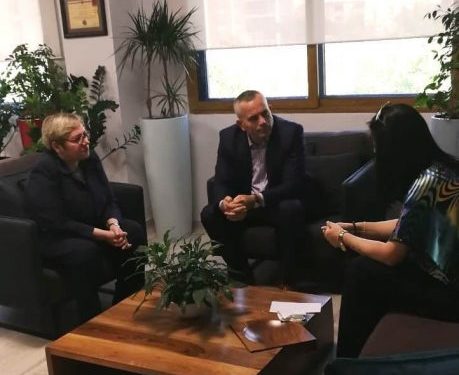 Pasi i publikoi videon, Ardi Veliu takon nënën e adoleshentit të dhunuar: Kërkoj ndjesë publike