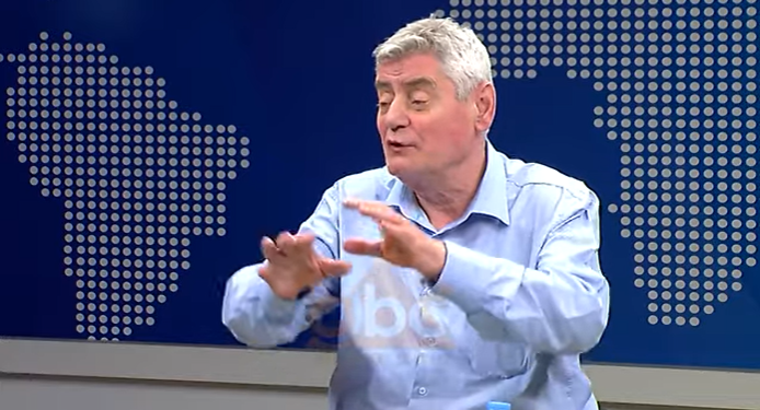 VIDEO perlë/ Dash Shehi i dehur në emision: Gëzuar reformën Baftjar, më vjen keq për kolegun tim Basha