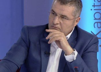 Gazetari Aleksandër Furxhi hedh poshtë lajmet se ishte prekur nga Covid: Thashethem për ca klikime më shumë, nga ata që nuk skuqen nga turpi