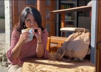 “Ç’a të hash e ç’a të shohësh”…Rudina Xhunga tek byrektorja e Prëmtos në Gjirokastër (VIDEO)