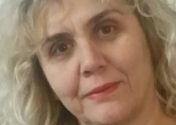 Testi që ‘çmendi’ maturantët, flet autorja e ‘Turit’: Nuk mund të hesht pas një furtune që nisi nga hiçi!