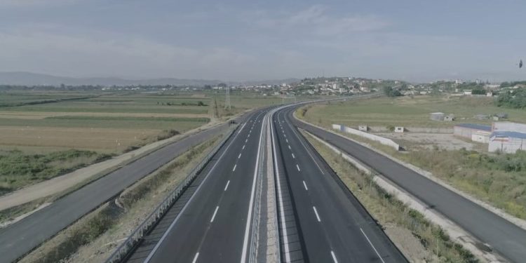 Udhëtoni më shpejt drejt jugut, hapet Bypassi Fierit