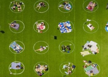 Kini kujdes, ja 10 aktivitetet që ju rrezikojnë nga Covid