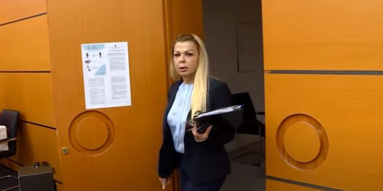 Vettingu, shkarkohet gruaja e Azem Hajdarit