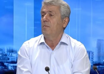 Flet sizmiologu: Paslëkundjet e tërmetit do të vijojnë, mos hyni në banesat me vështirësi ekuilibri