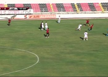 Gjirokastra ‘fundoset’ në Vlorë, Flamurtari mund 6 me 1 Luftëtarin