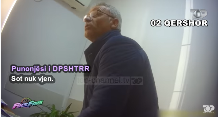 10 mijë euro ryshfet për licencën e autobusit, denoncohet sekseri nga Gjirokastra (VIDEO)