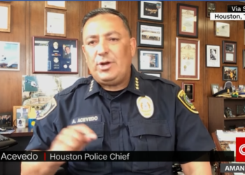 Shefi i Policisë i përgjigjet Donald Trump: Mbylle gojën! (VIDEO)