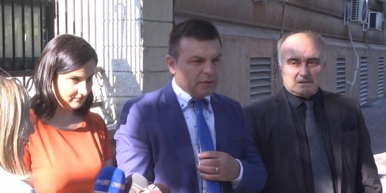 Janë edhe më qesharakë, seç i dinim