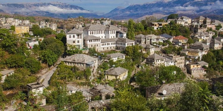 Gjirokastra 15 vjet në UNESCO, Rama: Qyteti po rilind dita ditës (VIDEO)