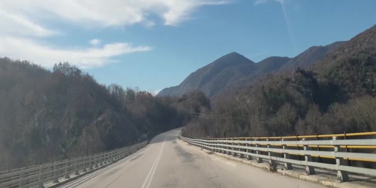 Rruga Janinë-Kakavijë, vijojnë përplasjet në Greqi për financimin