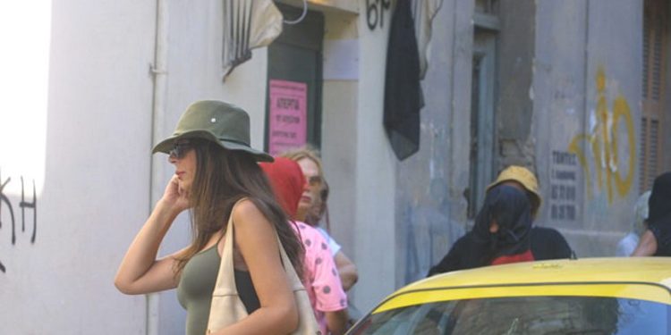 Ankohen prostitutat në Athinë: Klientët nuk zbatojnë masat e Covid