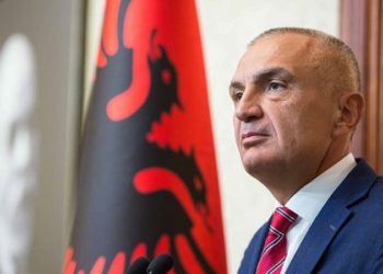 Presidenti Meta dekreton ndryshimet në Kodin Zgjedhor