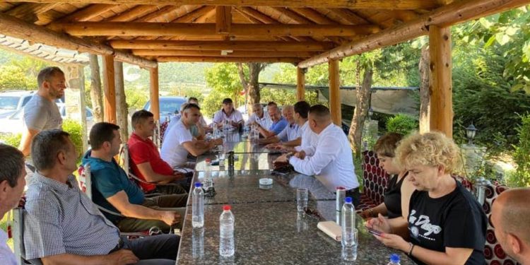 Tavo takim në Përmet, pas 24 vitesh deputet beson ende se është në anën e duhur të historisë