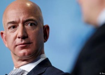 Njihuni me njeriun që fiton 13 miliardë dollarë, në vetëm një ditë!