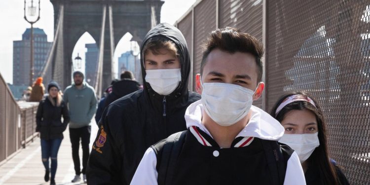 Covid/ Çfarë thotë shkenca në të vërtetë për maskat?