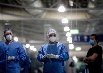 50 raste të reja me Covid në Greqi