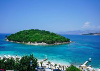 Këshilla për ju që postoni faturat e plazheve dhe restoranteve në jug