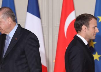 Tensionet me Greqinë, Turqia sulmon presidentin francez: Kush është Macron dhe si ka dështuar përballë Erdoganit