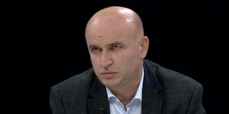 Ilir Meta, si “një drizë, për të zënë shtegun”