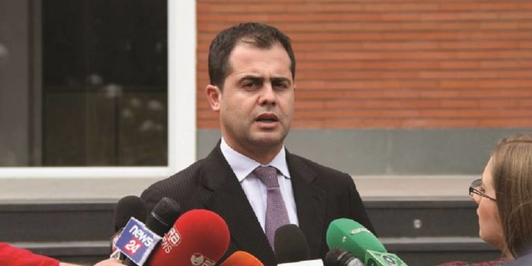 Opozita kërkon hapje të listave 100% pa ndryshuar Kushtetutën