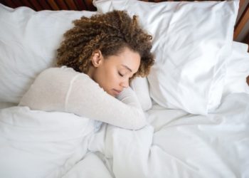 5 gjëra që duhet të bëni përpara se të flini