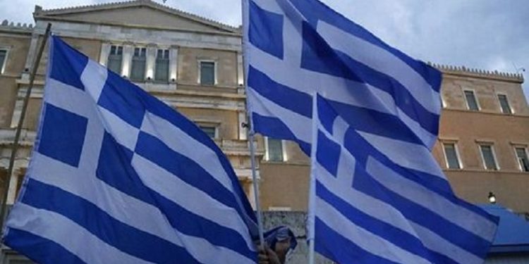 Lajm i mirë/Qeveria greke vendos të lejojë rinovimin e lejeve të qëndrimit për emrigrantët, ja kush përfiton