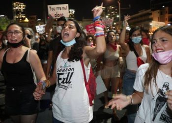 Tronditet Izraeli/ 30 burra përdhunojnë një 16-vjeçare